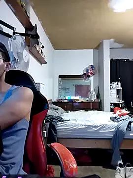 Carandrew from StripChat