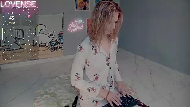 Careful_i_bite webcams show profile image 