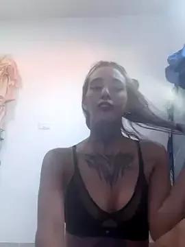 carolgsweexx from StripChat is Freechat