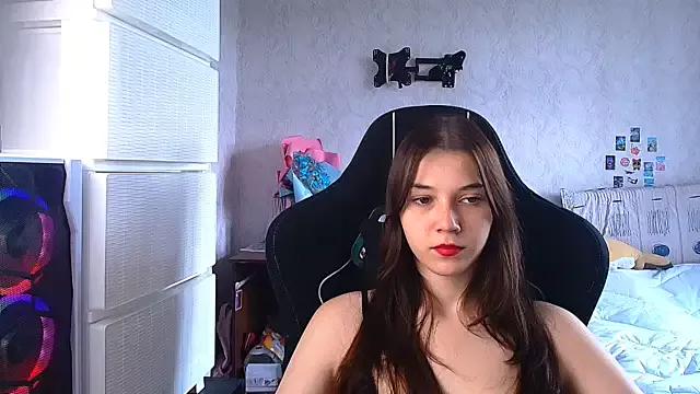 Carolina_lina from StripChat is Freechat