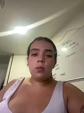 Carolinee_joyce from StripChat is Freechat