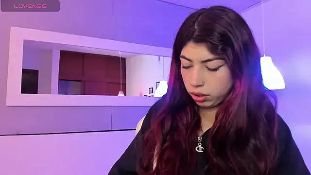Cassie_bloom from StripChat