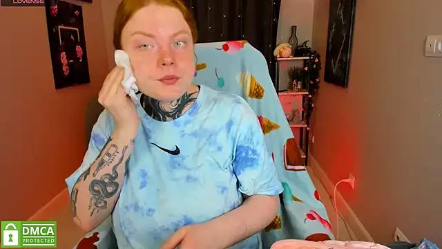 Cassie_xKiss from StripChat