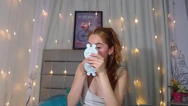 Cassiie_Lee from StripChat