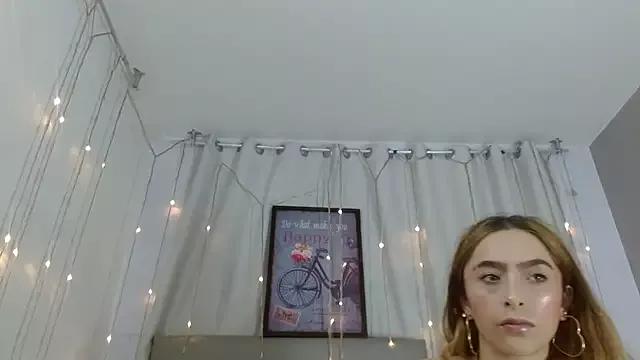 Cassiie_Lee from StripChat