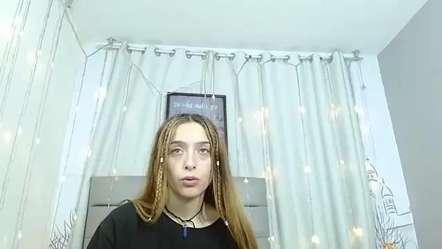 Cassiie_Lee from StripChat