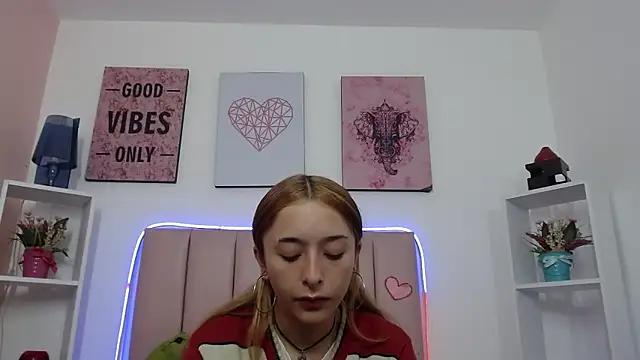Cassiie_Lee from StripChat