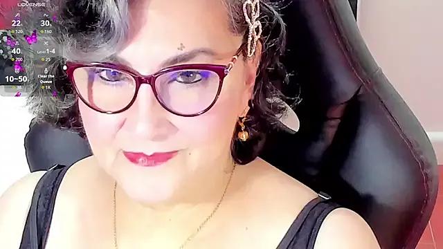 cataleya_mom from StripChat