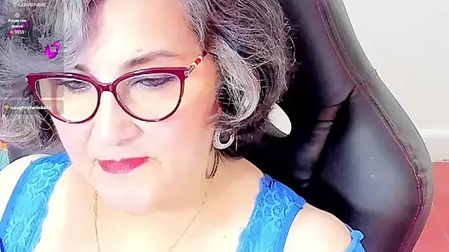 cataleya_mom from StripChat