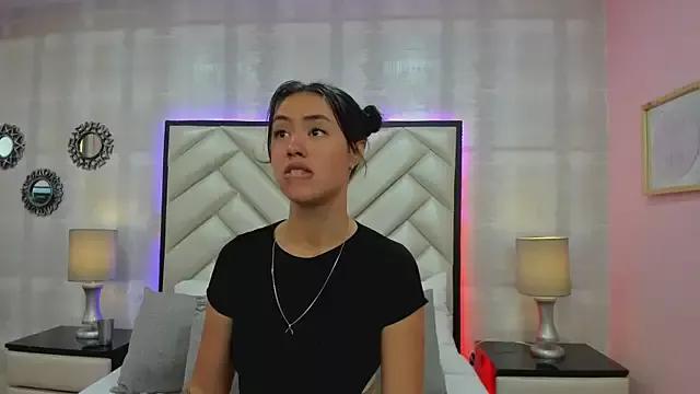 CataleyaRicci from StripChat