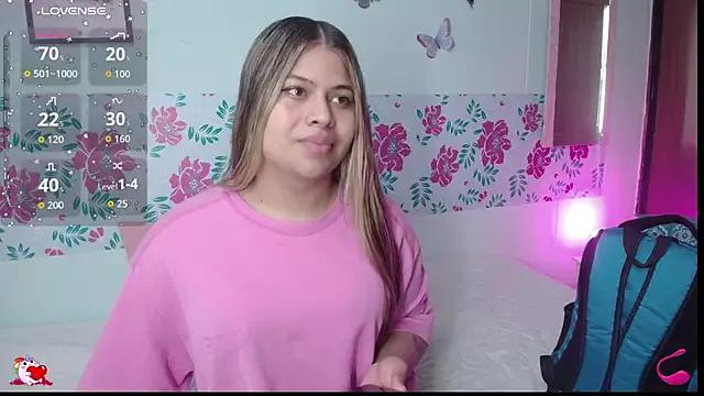 CataleyaWilson369 from StripChat