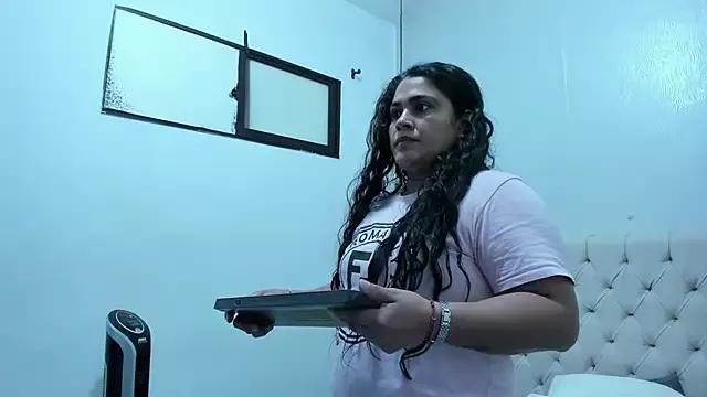 Catalleya_Foster from StripChat is Freechat