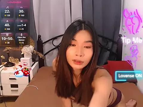 Catthanya_bbc from StripChat