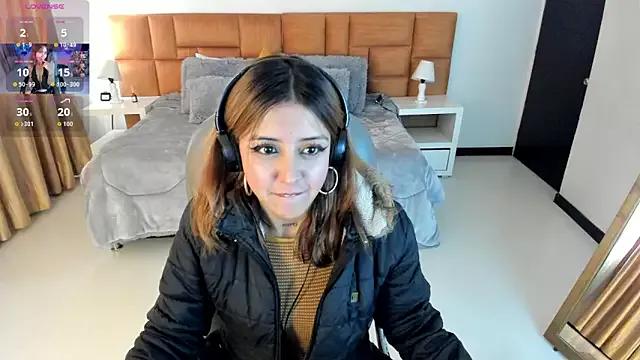 Catti_Brie from StripChat