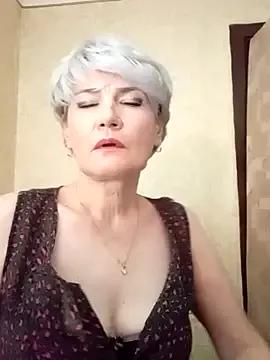 Catty_Lady from StripChat is Freechat