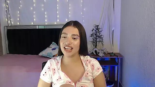 celest_kiss from StripChat