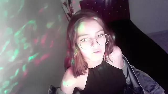 celeste_star21 from StripChat is Freechat