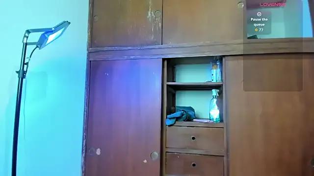 CeletheJones from StripChat