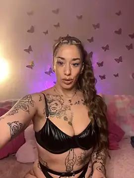 Chachou000 from StripChat