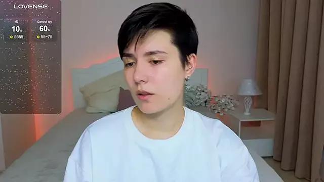 CharlieeAdams from StripChat is Freechat