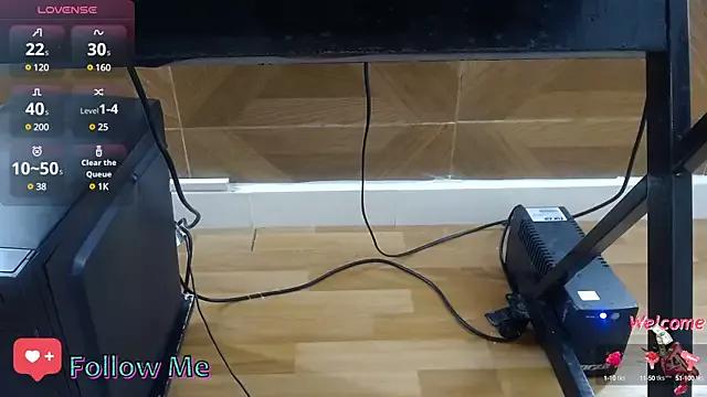 Charlot_roma1 from StripChat is Freechat