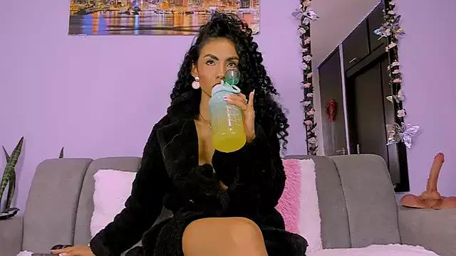 Charlotteblair from StripChat is Freechat