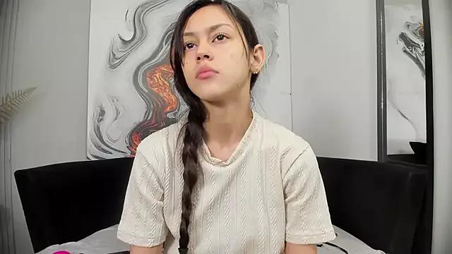 Charlottegray_1 from StripChat is Freechat