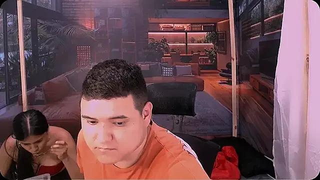 Discover our girls online shows and discover the company of countless livestreamers, with stunning shapes, sex toys and more.