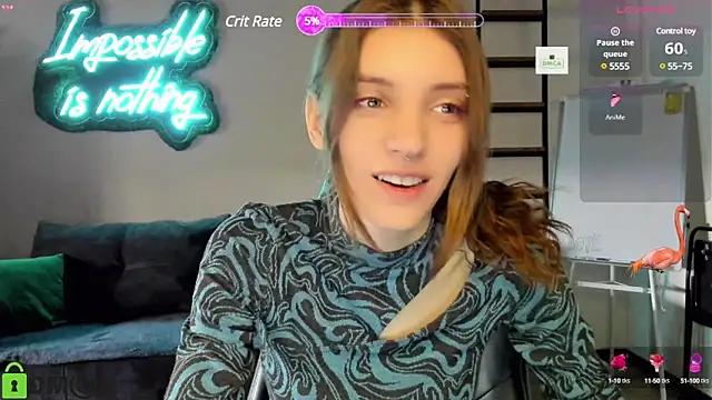 Discover our girls online shows and discover the company of countless livestreamers, with stunning shapes, sex toys and more.