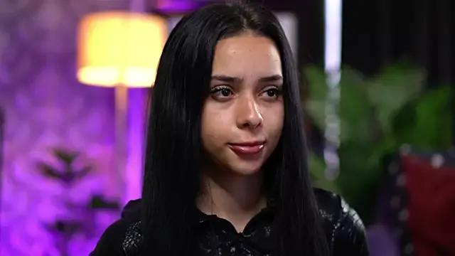 CherrySelena webcams show profile image 