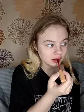 CherrySllipper from StripChat is Freechat