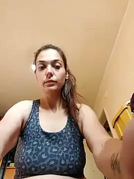 ChicaLocaa from StripChat