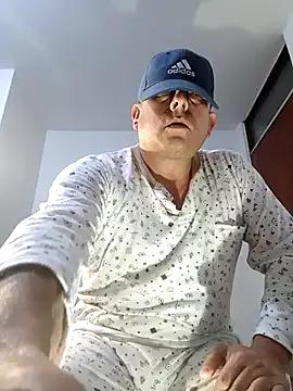 chicoguapo8 from StripChat is Freechat