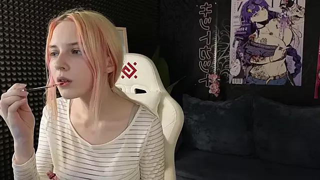 chii_sakura from StripChat