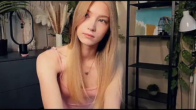 ChinBonnell from StripChat is Freechat