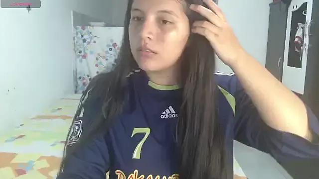 Chloe199 from StripChat is Freechat