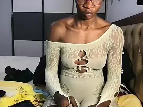 choco_petite from StripChat
