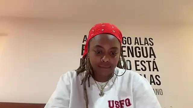 ChocolateCakeQueen from StripChat