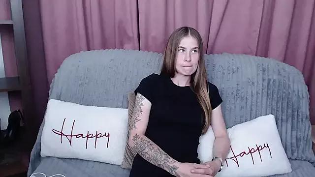 Discover our girls online shows and discover the company of countless livestreamers, with stunning shapes, sex toys and more.