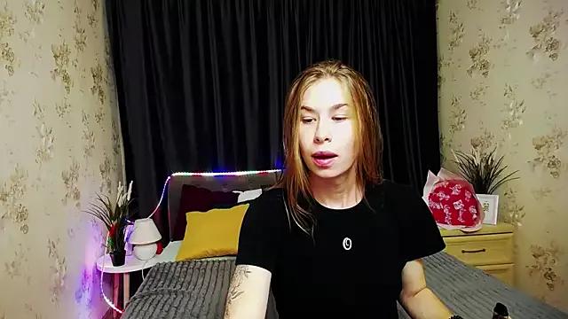 ChrisSharon_ from StripChat is Freechat