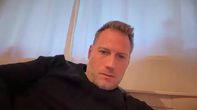 Christian87xxx webcams show profile image 