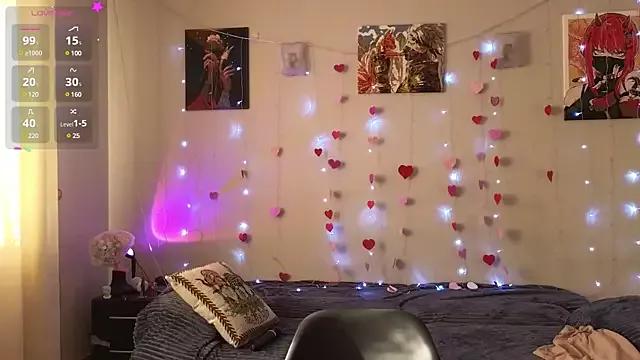 Discover our girls online shows and discover the company of countless livestreamers, with stunning shapes, sex toys and more.