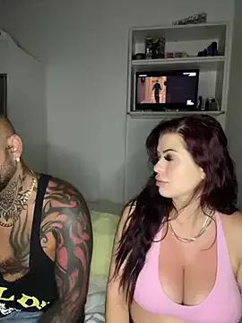 Photos of ciaraandbenzo from StripChat is Freechat