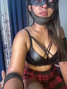 Photos of Cinderella-98 from StripChat is Freechat
