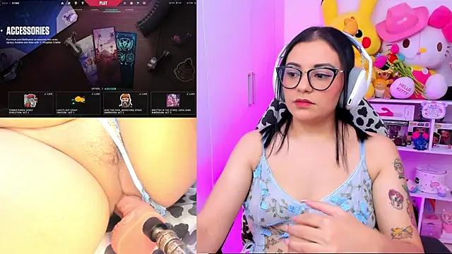 cinna_monroll from StripChat