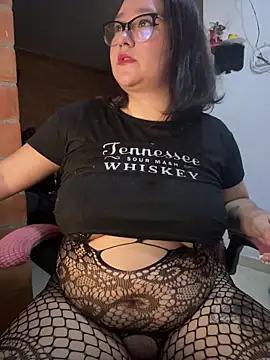 CinnamonCookiez from StripChat