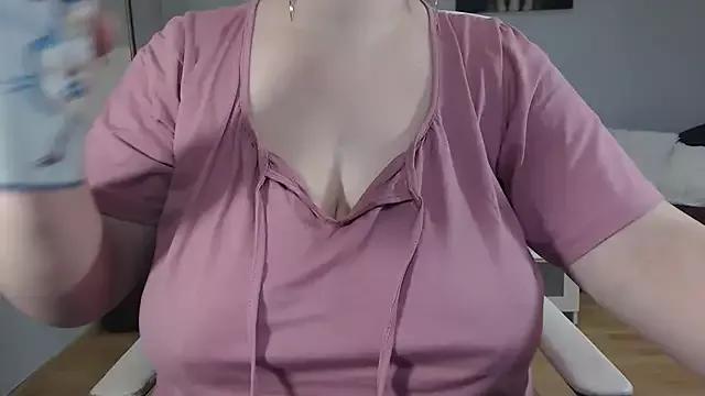 ClaraJoyX webcams show profile image 