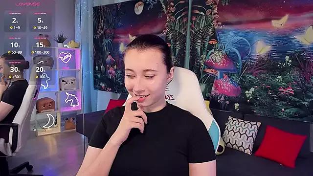 ClaraParks from StripChat is Freechat