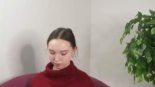ClarineMitzel from StripChat is Freechat