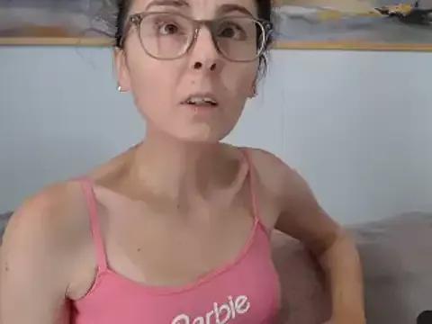 Photos of cleophee from StripChat is Freechat
